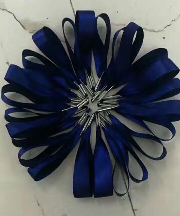 Ribbon bows