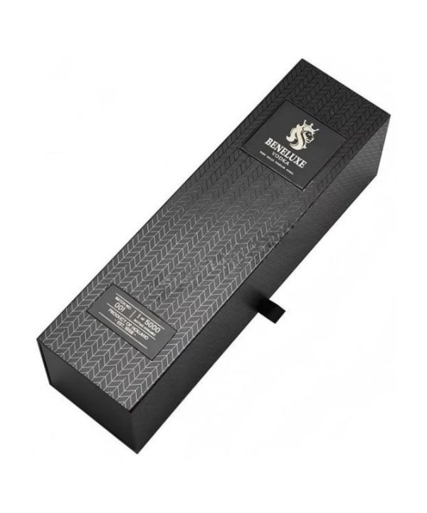 Black sleeve box