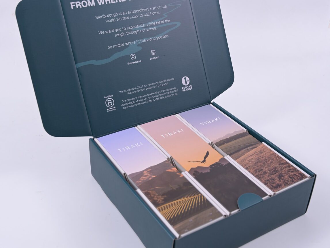 Wine mailer box open with bottle sleeves